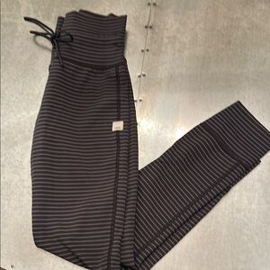 Vuori Stripe Daily Legging, Black Stripe, S